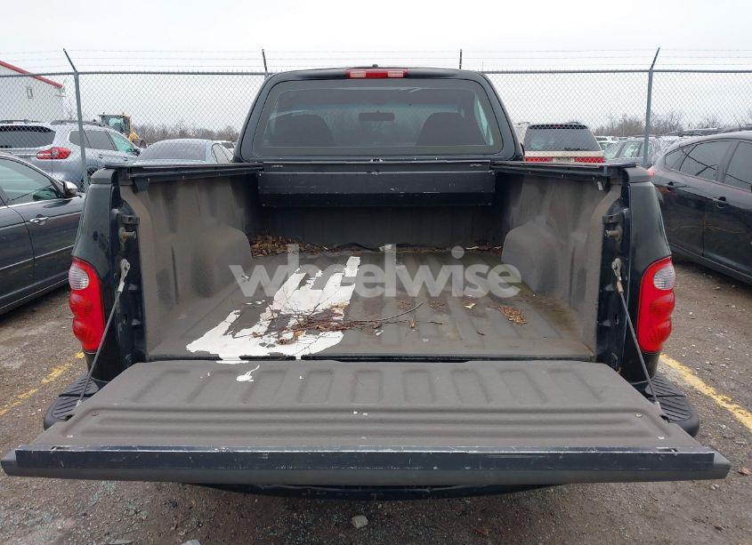 Photo 8 of 2001 Ford F-150 XL/XLT (VIN 2FTZF07211CA54107)