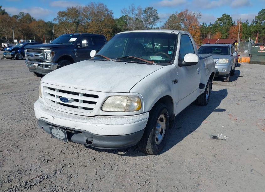 Photo 2 of 1999 Ford F-150 XL/XLT (VIN 2FTZF0722XCA67652)