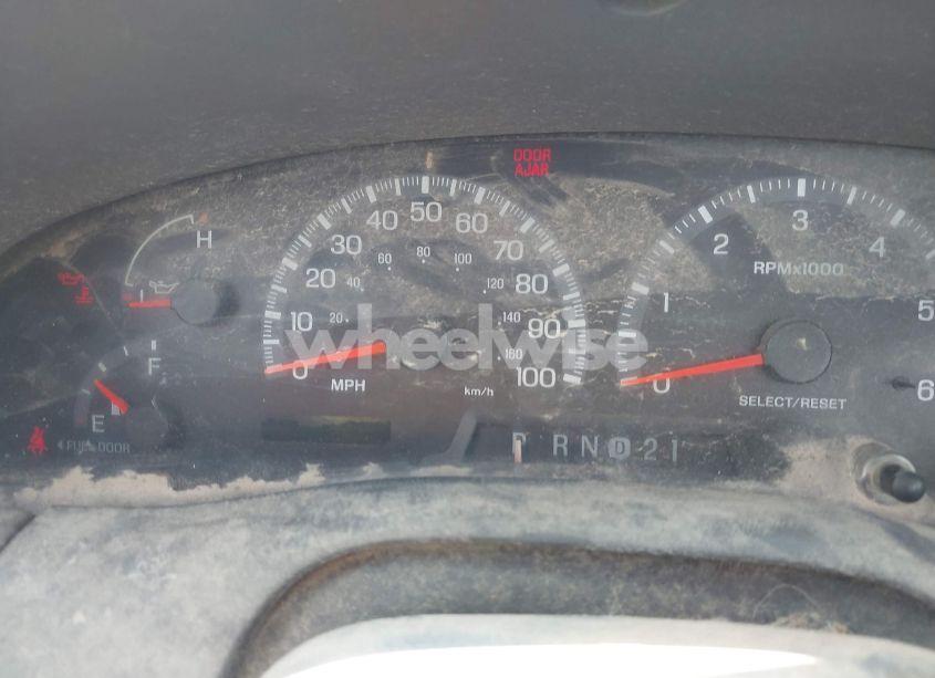 Photo 7 of 2001 Ford F-150 XL/XLT (VIN 2FTZF07261CA05467)