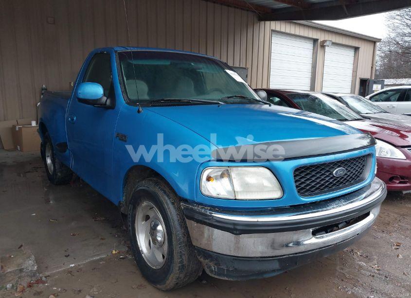 1998 Ford F-150 XL/XLT (VIN 2FTZF072XWCA87145) main photo