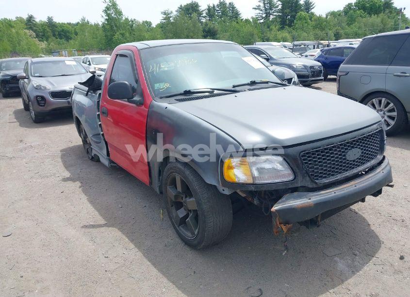2000 Ford F-150 SVT LIGHTNING (VIN 2FTZF0731YCA59326) main photo