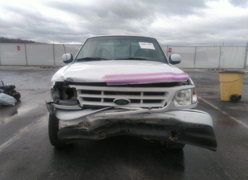 Photo 6 of 2001 Ford F-150 XL/XLT (VIN 2FTZF17201CA24005)