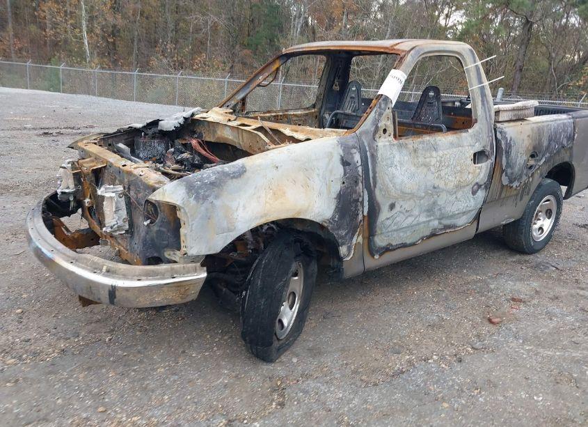 Photo 2 of 2001 Ford F-150 XL/XLT (VIN 2FTZF17291CA30403)