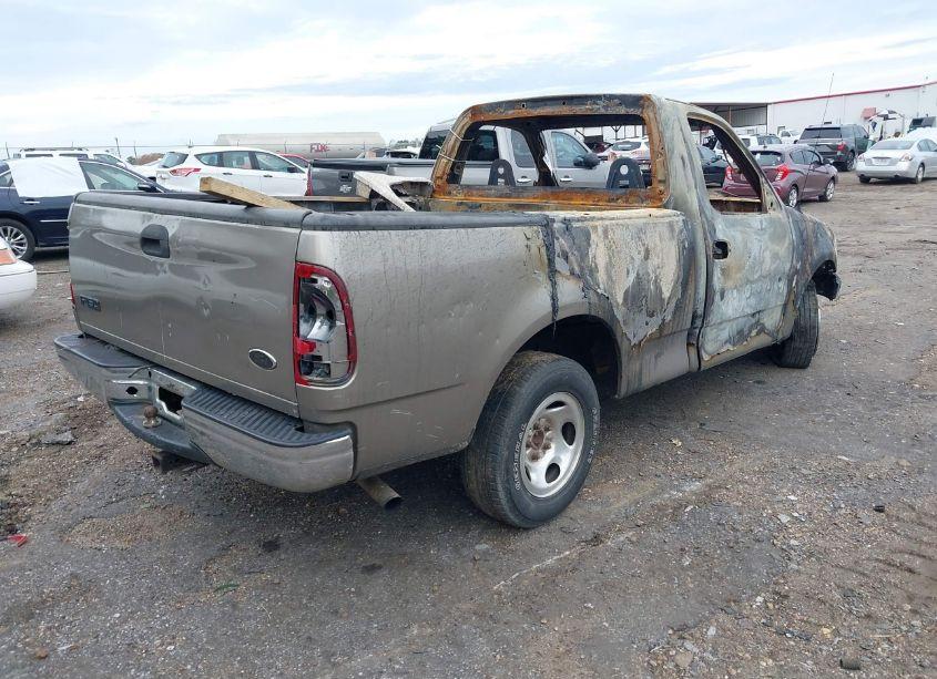 Photo 4 of 2001 Ford F-150 XL/XLT (VIN 2FTZF17291CA30403)