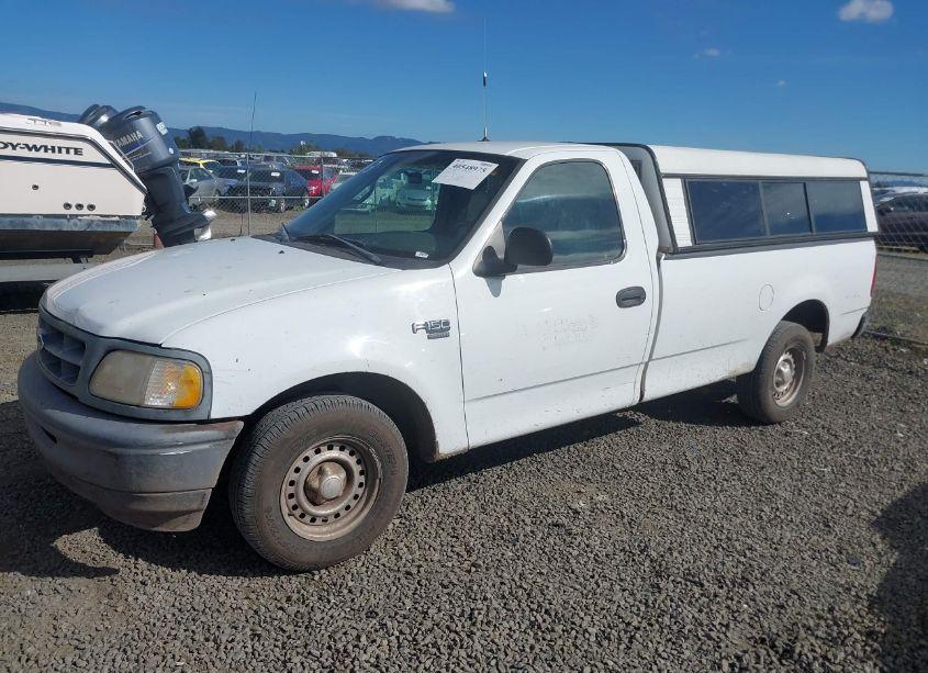 Photo 2 of 1998 Ford F-150 LARIAT/STANDARD/XL/XLT (VIN 2FTZF1762WCA30284)