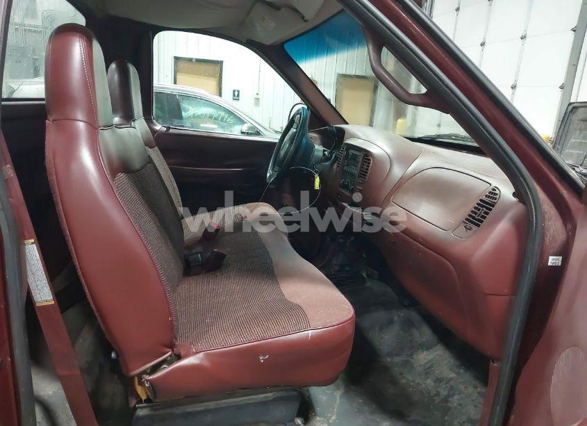 Photo 5 of 1998 Ford F-150 STANDARD/XL/XLT (VIN 2FTZF1826WCA72551)