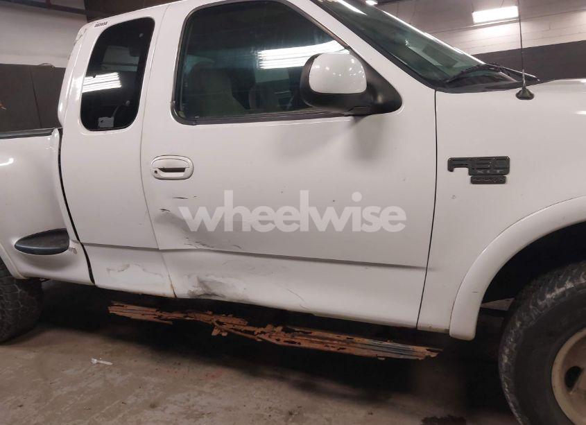 Photo 6 of 1998 Ford F-150 LARIAT/XL/XLT (VIN 2FTZX08W9WCA27422)