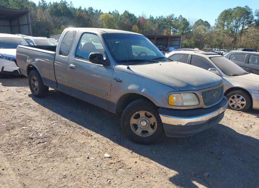 2001 Ford F-150 XL/XLT (VIN 2FTZX17221CA15125) main photo