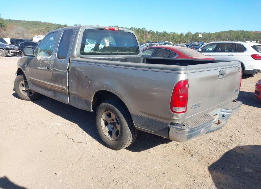 Photo 3 of 2001 Ford F-150 XL/XLT (VIN 2FTZX17221CA15125)