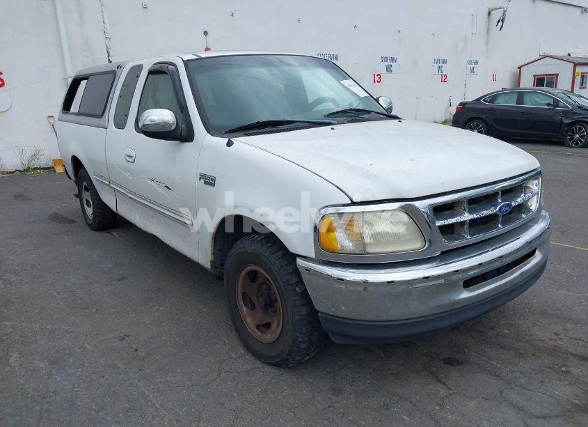 1998 Ford F-150 STANDARD/XL/XLT (VIN 2FTZX1724WCA05476) main photo