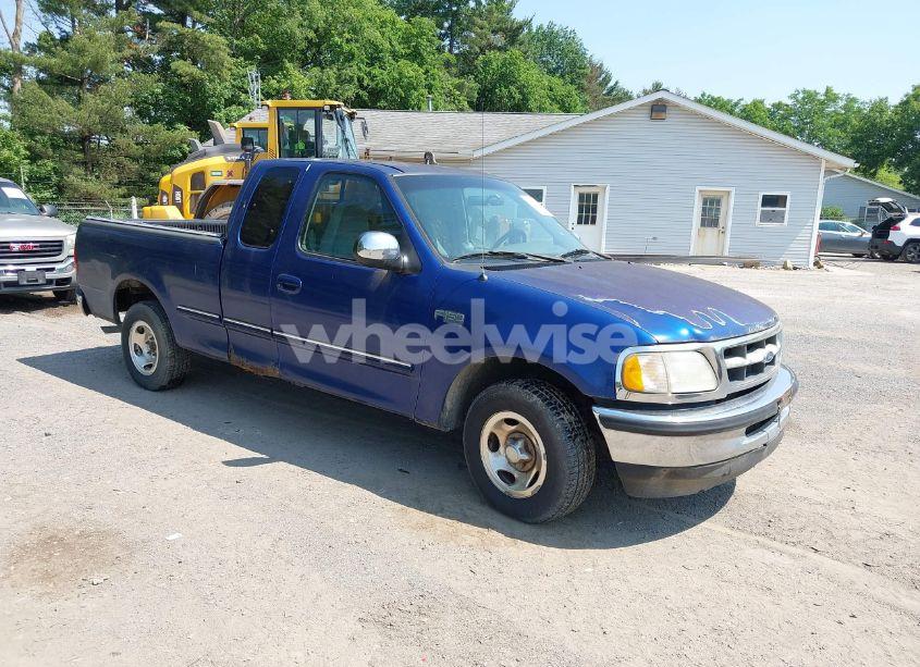 1998 Ford F-150 STANDARD/XL/XLT (VIN 2FTZX1727WCA55840) main photo