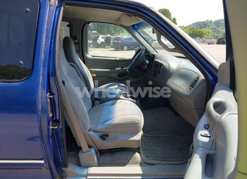 Photo 5 of 1998 Ford F-150 STANDARD/XL/XLT (VIN 2FTZX1727WCA55840)