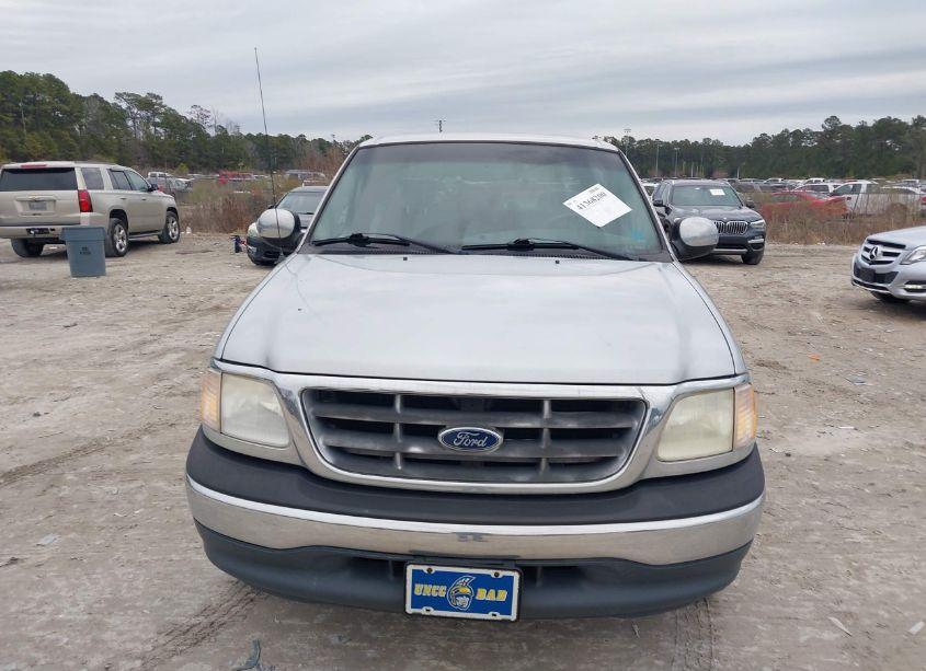 Photo 6 of 2001 Ford F-150 XL/XLT (VIN 2FTZX17281CA43303)