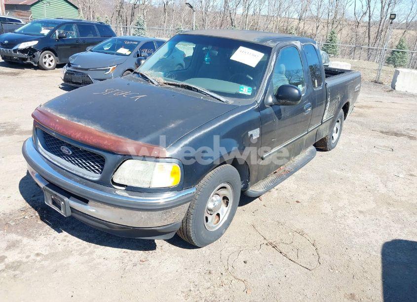 Photo 2 of 1998 Ford F-150 LARIAT/STANDARD/XL/XLT (VIN 2FTZX1761WCB01830)