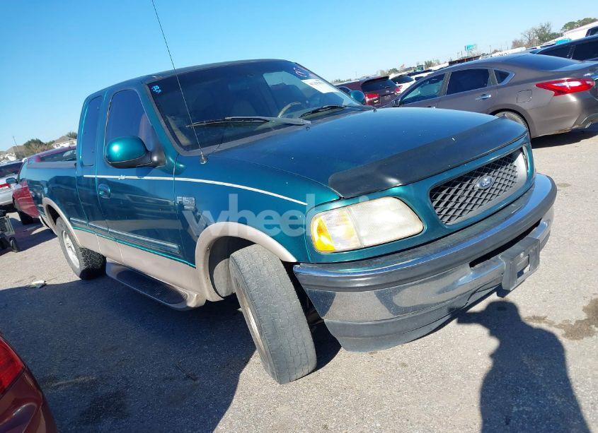 1998 Ford F-150 LARIAT/STANDARD/XL/XLT (VIN 2FTZX1766WCA44959) main photo