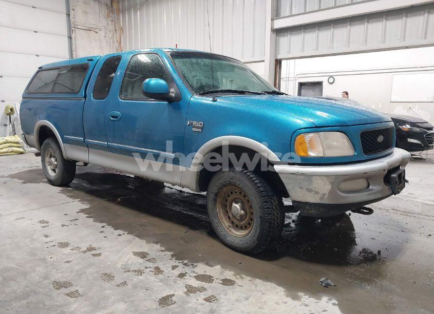 1998 Ford F-150 LARIAT/STANDARD/XL/XLT (VIN 2FTZX18W4WCA67672) main photo