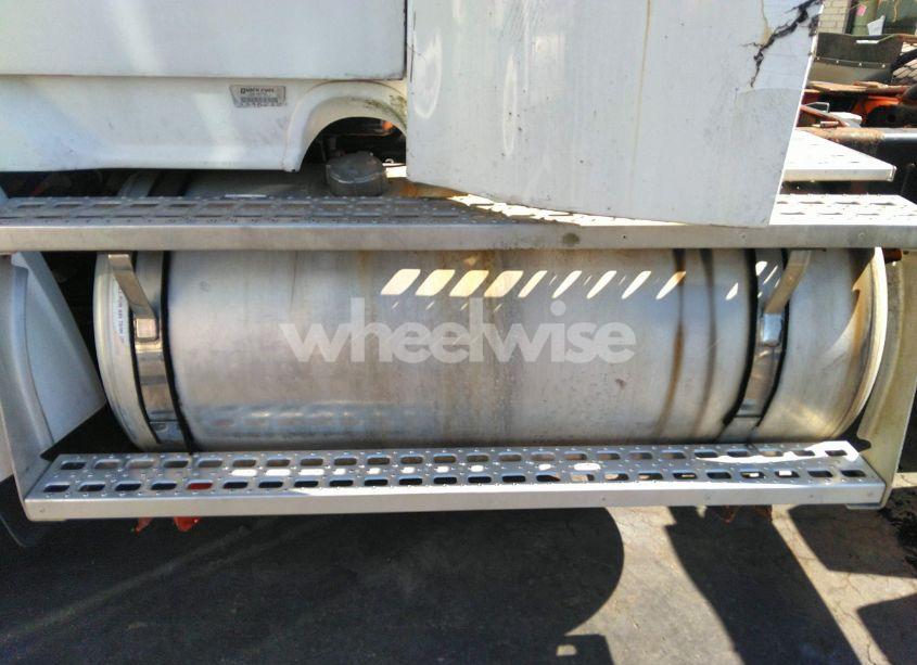 Photo 20 of 2003 Sterling Truck A 9500 (VIN 2FWBA2AS63AL73375)