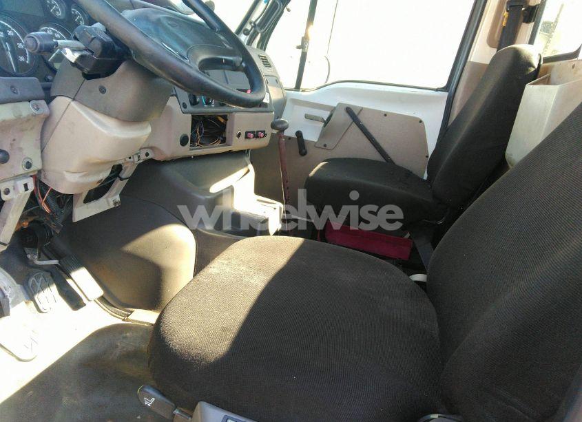 Photo 7 of 2003 Sterling Truck A 9500 (VIN 2FWBA2AS63AL73375)