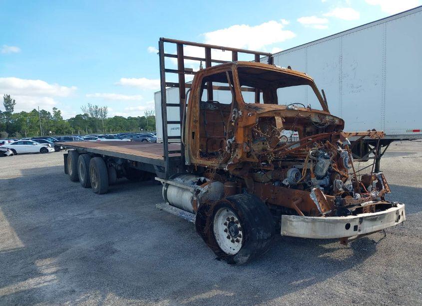 2006 Sterling Truck A9500 9500 (VIN 2FWBA3CV06AV44929) main photo