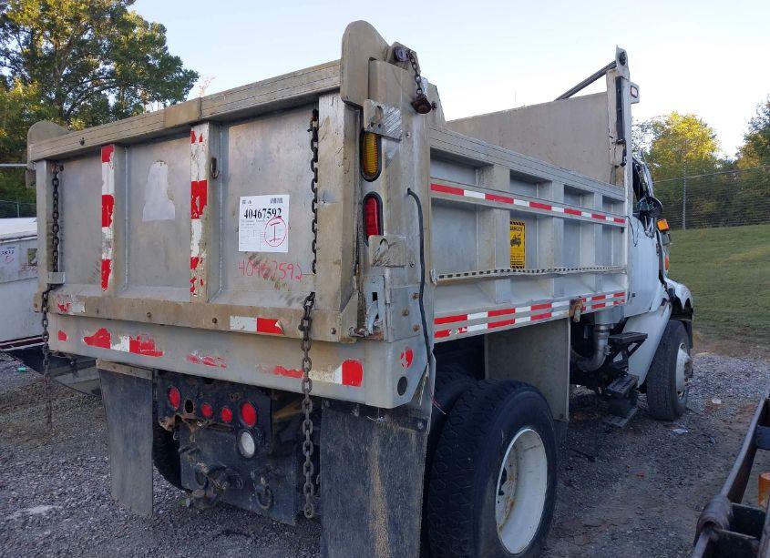 Photo 4 of 2002 Sterling Truck L7500 (VIN 2FZAATAK22AJ93233)