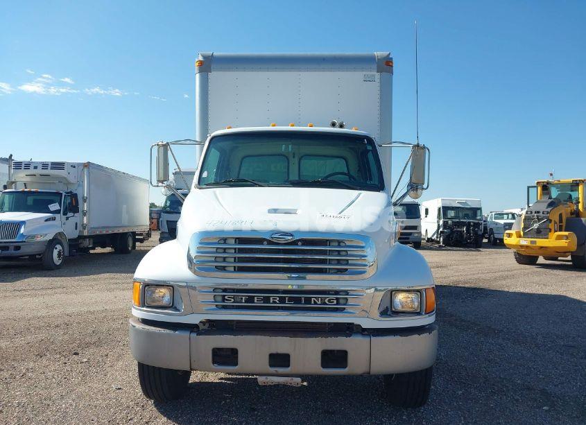 Photo 12 of 2004 Sterling Truck ACTERRA (VIN 2FZACFDC94AN34405)