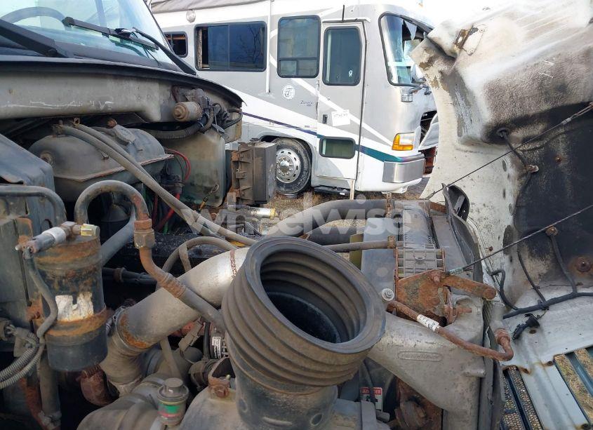 Photo 9 of 2003 Sterling Truck M 8500 (VIN 2FZHANAK33AK69960)