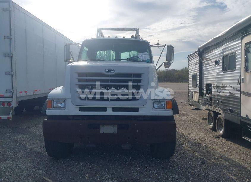 Photo 12 of 2003 Sterling Truck LT 9500 (VIN 2FZHAZAS03AK38043)