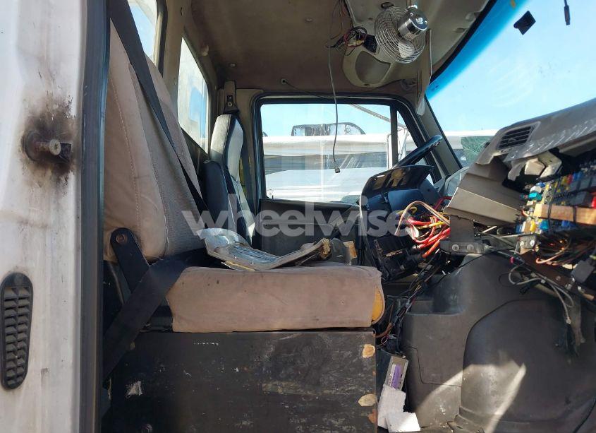 Photo 7 of 2003 Sterling Truck LT 9500 (VIN 2FZHAZAS03AK38043)