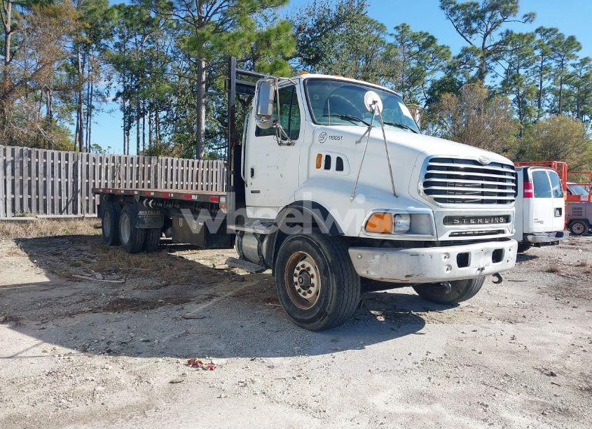 2006 Sterling Truck L 9500 (VIN 2FZHAZCVX6AU19016) main photo