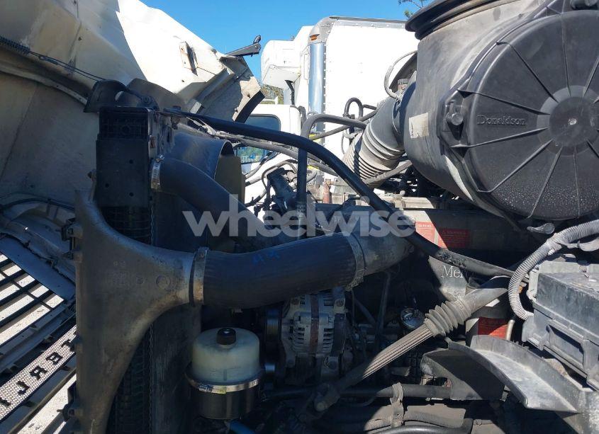 Photo 9 of 2006 Sterling Truck L 9500 (VIN 2FZHAZCVX6AU19016)