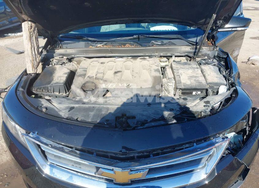 Photo 10 of 2017 Chevrolet Impala 1LT (VIN 2G1105S30H9103339)