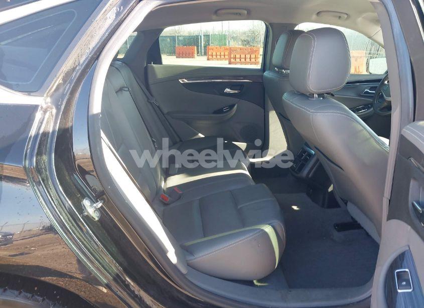 Photo 8 of 2017 Chevrolet Impala 1LT (VIN 2G1105S30H9103339)