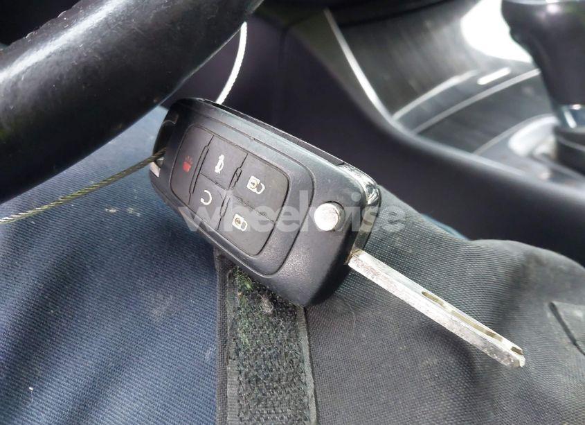 Photo 11 of 2017 Chevrolet Impala 1LT (VIN 2G1105S30H9147499)