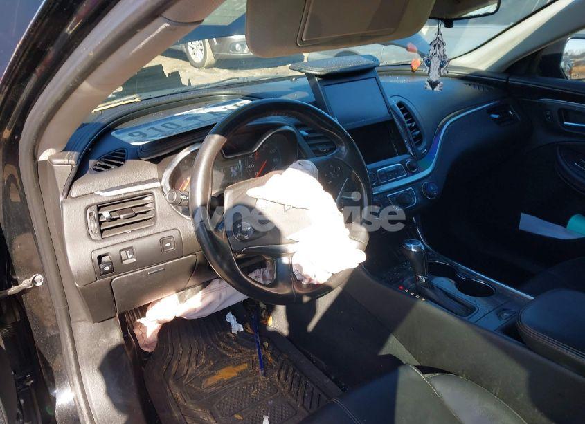 Photo 18 of 2017 Chevrolet Impala 1LT (VIN 2G1105S30H9164769)