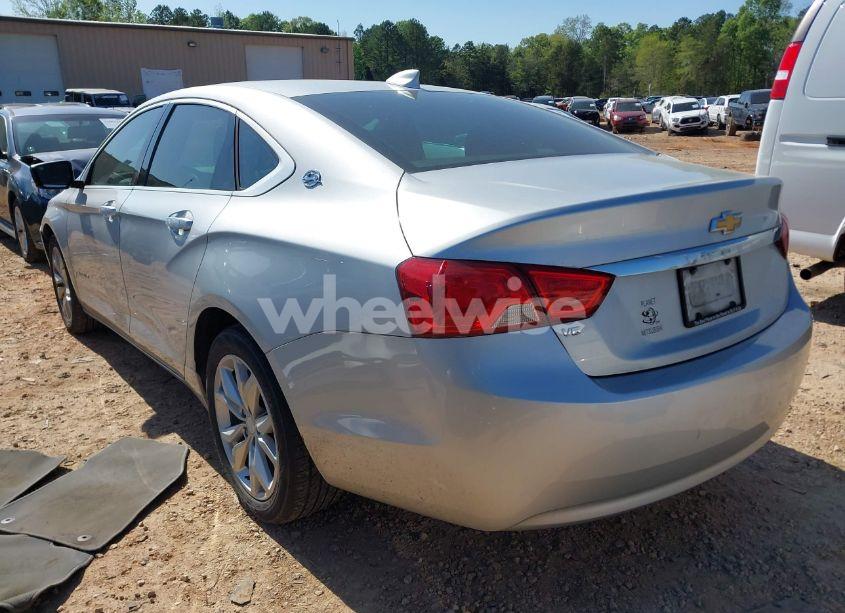 Photo 3 of 2017 Chevrolet Impala 1LT (VIN 2G1105S30H9174718)