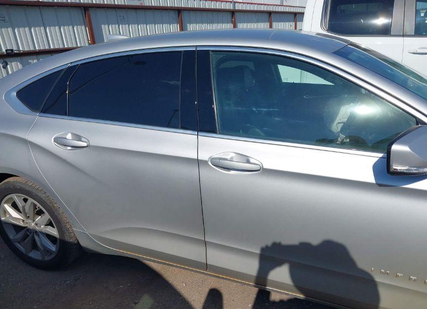 Photo 13 of 2017 Chevrolet Impala 1LT (VIN 2G1105S30H9192443)