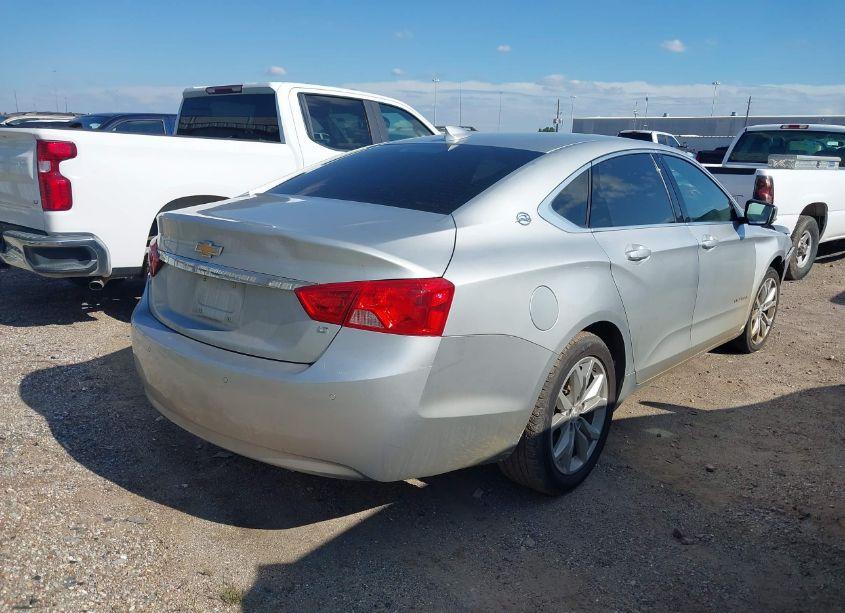Photo 4 of 2017 Chevrolet Impala 1LT (VIN 2G1105S30H9192443)