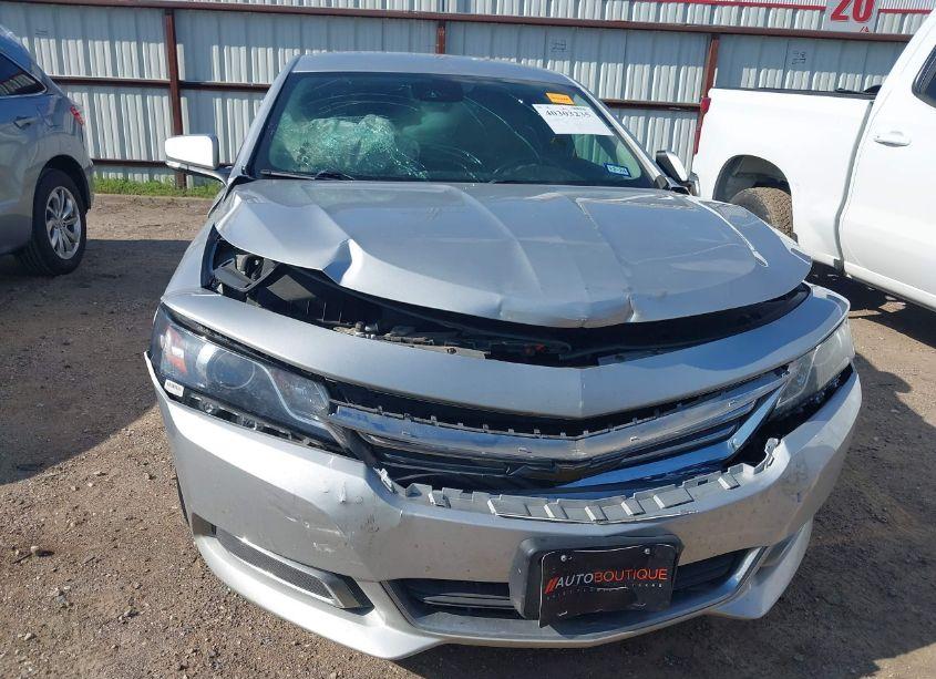 Photo 6 of 2017 Chevrolet Impala 1LT (VIN 2G1105S30H9192443)