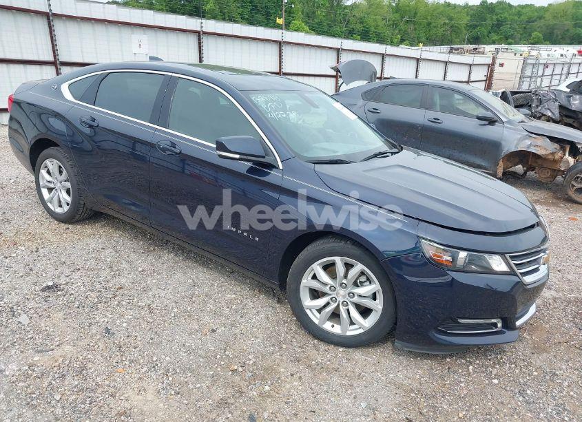 2018 Chevrolet Impala 1LT (VIN 2G1105S30J9132698) main photo