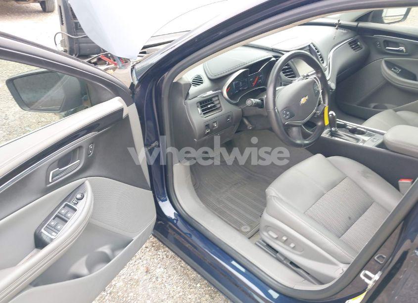 Photo 20 of 2018 Chevrolet Impala 1LT (VIN 2G1105S30J9132698)