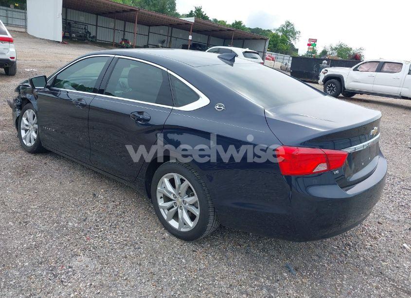Photo 3 of 2018 Chevrolet Impala 1LT (VIN 2G1105S30J9132698)