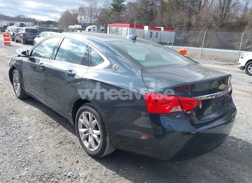 Photo 3 of 2018 Chevrolet Impala 1LT (VIN 2G1105S30J9133379)