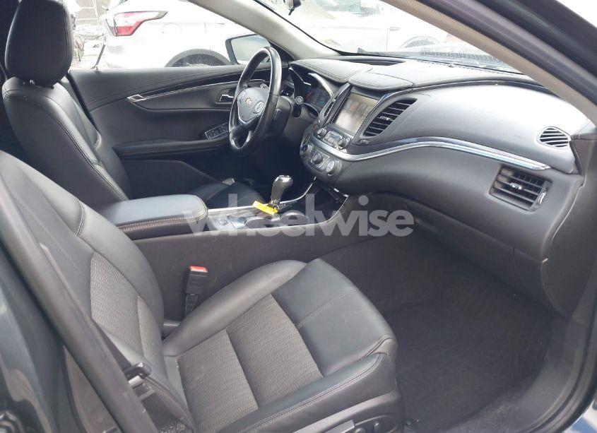 Photo 5 of 2018 Chevrolet Impala 1LT (VIN 2G1105S30J9133379)