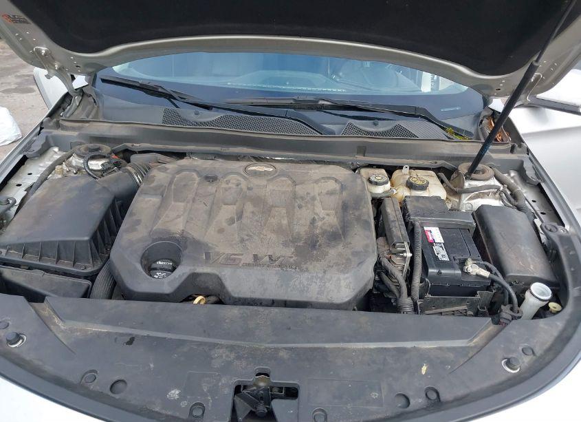 Photo 10 of 2018 Chevrolet Impala 1LT (VIN 2G1105S30J9166382)