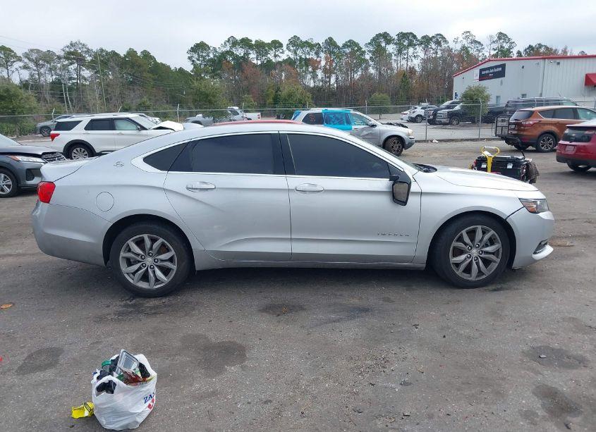 Photo 13 of 2018 Chevrolet Impala 1LT (VIN 2G1105S30J9166382)