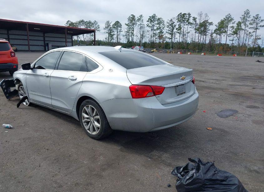 Photo 3 of 2018 Chevrolet Impala 1LT (VIN 2G1105S30J9166382)