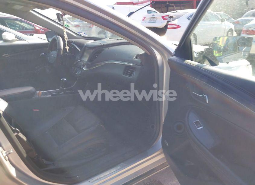 Photo 5 of 2019 Chevrolet Impala PREMIER (VIN 2G1105S30K9115465)