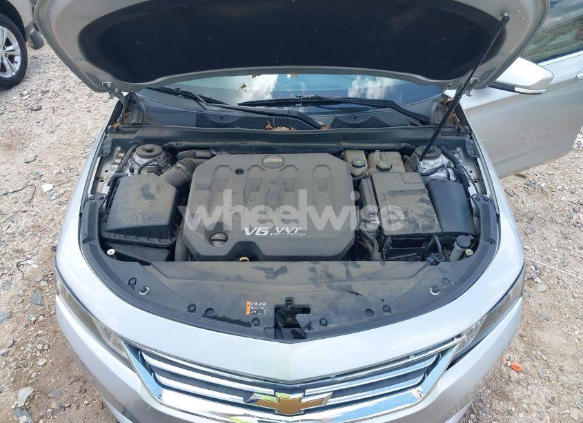 Photo 10 of 2017 Chevrolet Impala 1LT (VIN 2G1105S31H9108811)