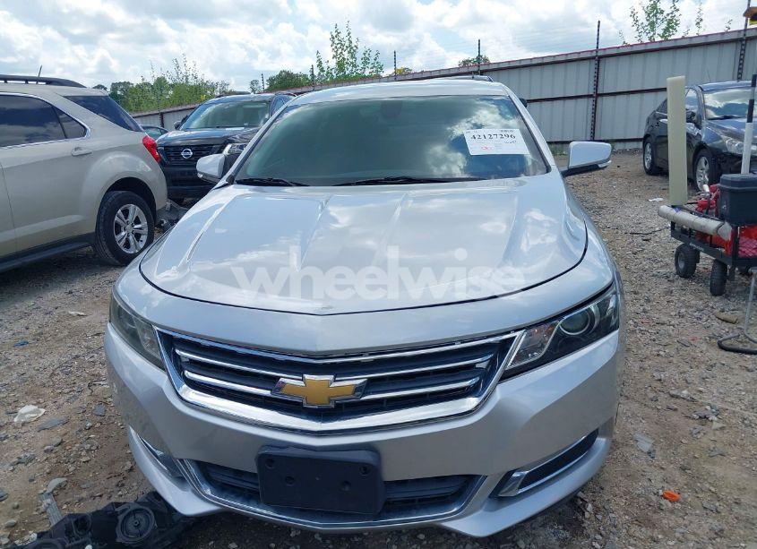 Photo 12 of 2017 Chevrolet Impala 1LT (VIN 2G1105S31H9108811)