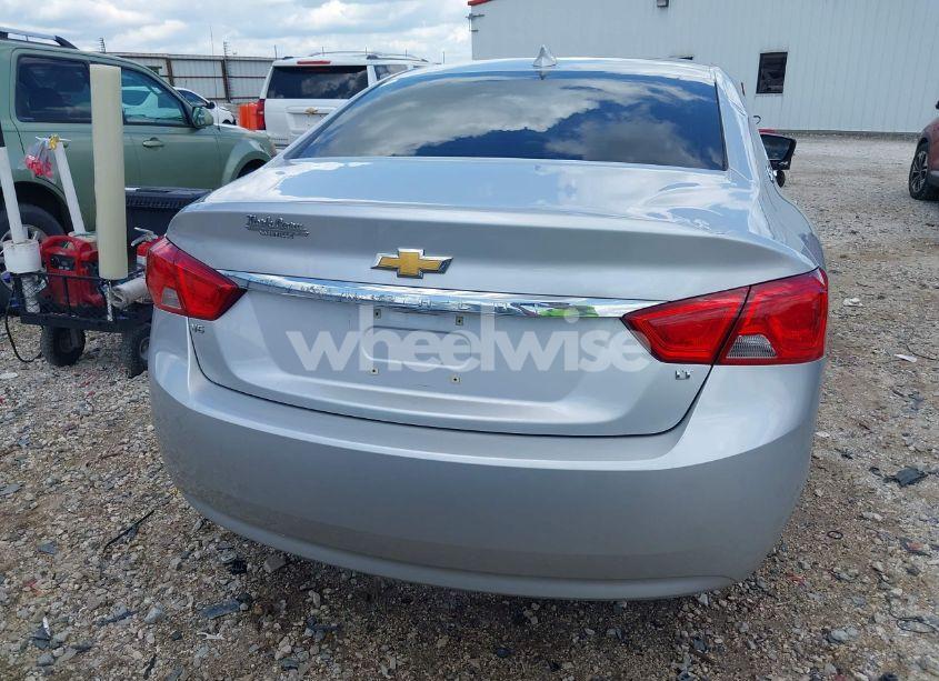 Photo 16 of 2017 Chevrolet Impala 1LT (VIN 2G1105S31H9108811)